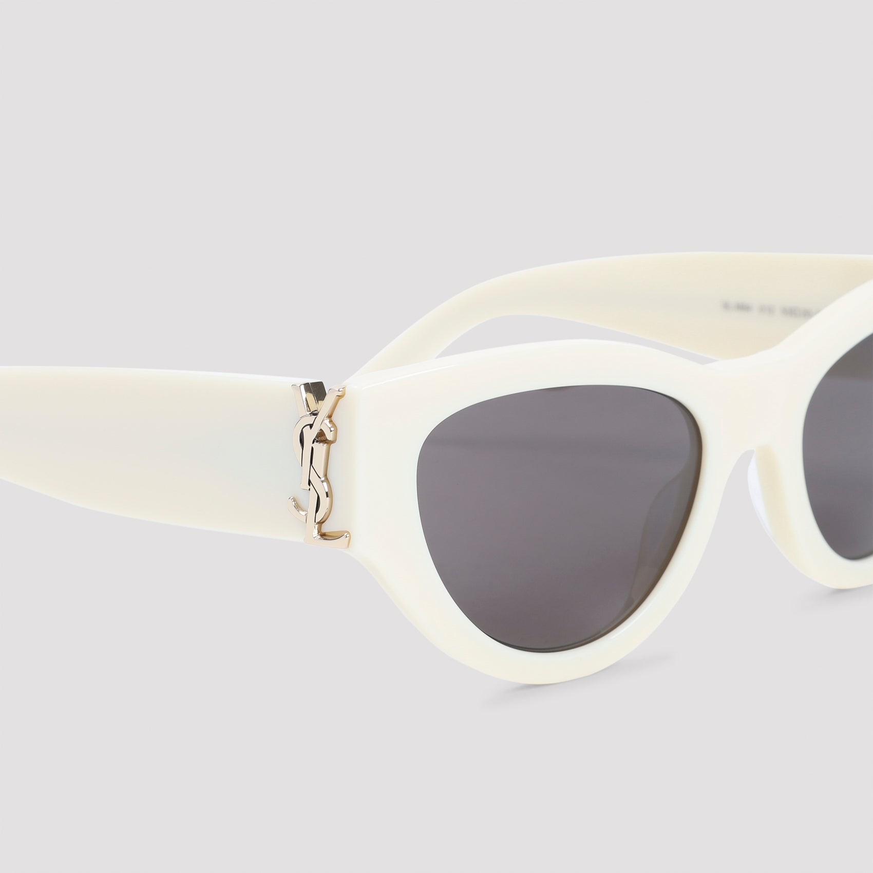 SAINT LAURENT Chic Acetate Sunglasses for Women - FW25 - Banlieue91 -