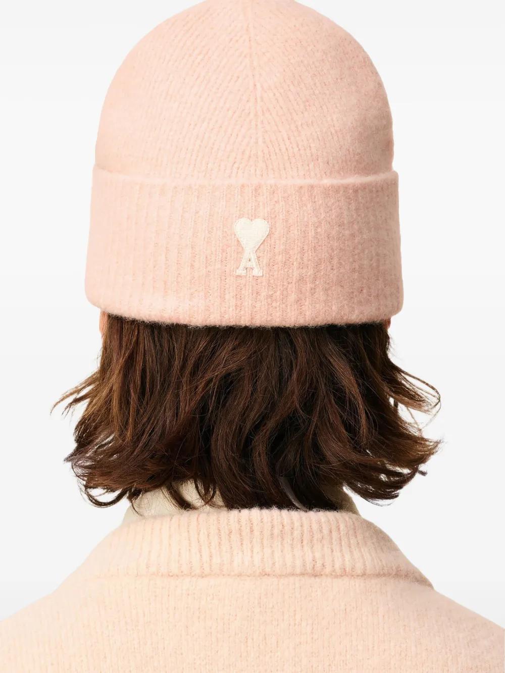AMI PARIS Heart Logo Beanie - Banlieue91 -