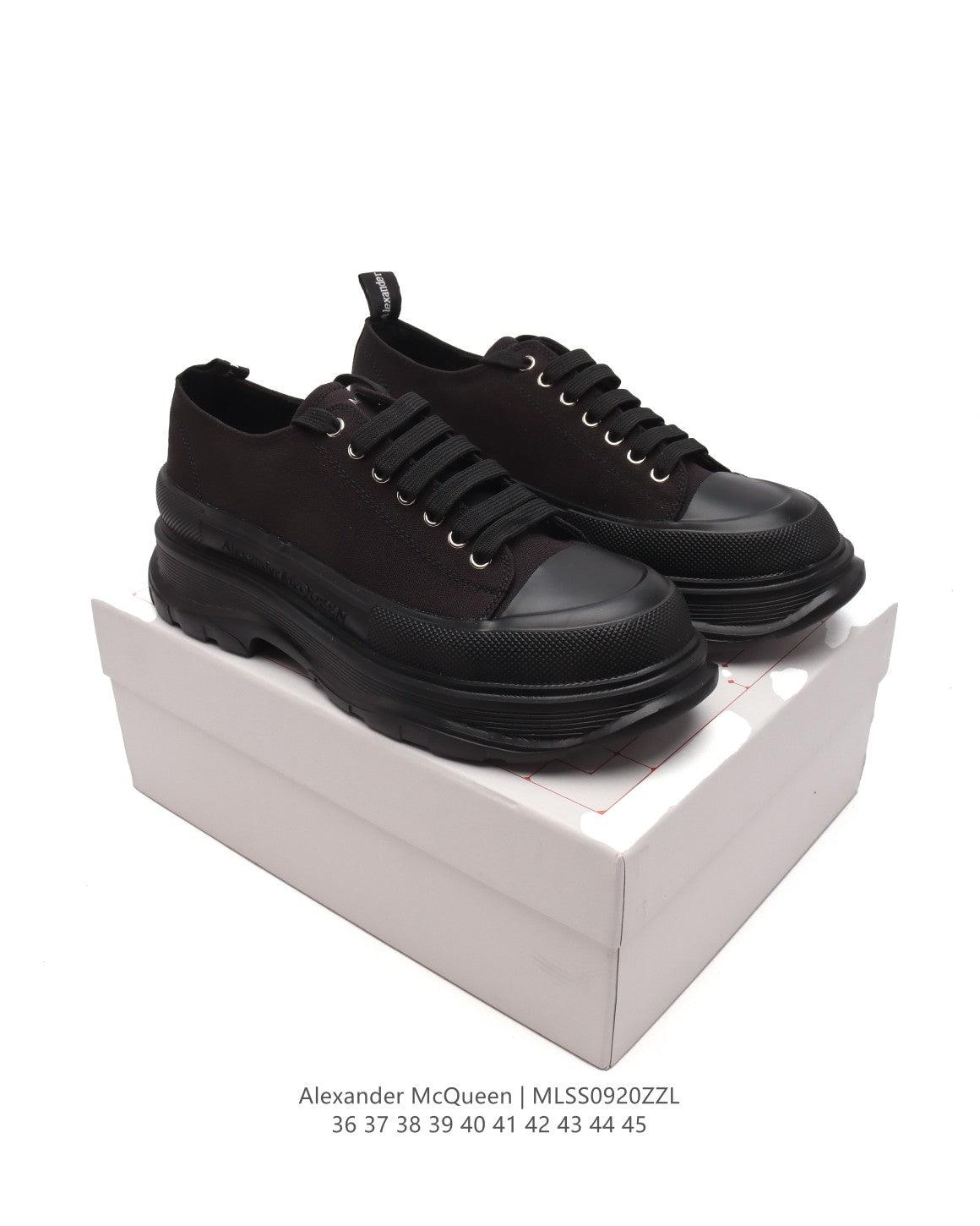 Alexander McQueen Women Tread Slick lace-up Sneakers 'Black' - Banlieue91