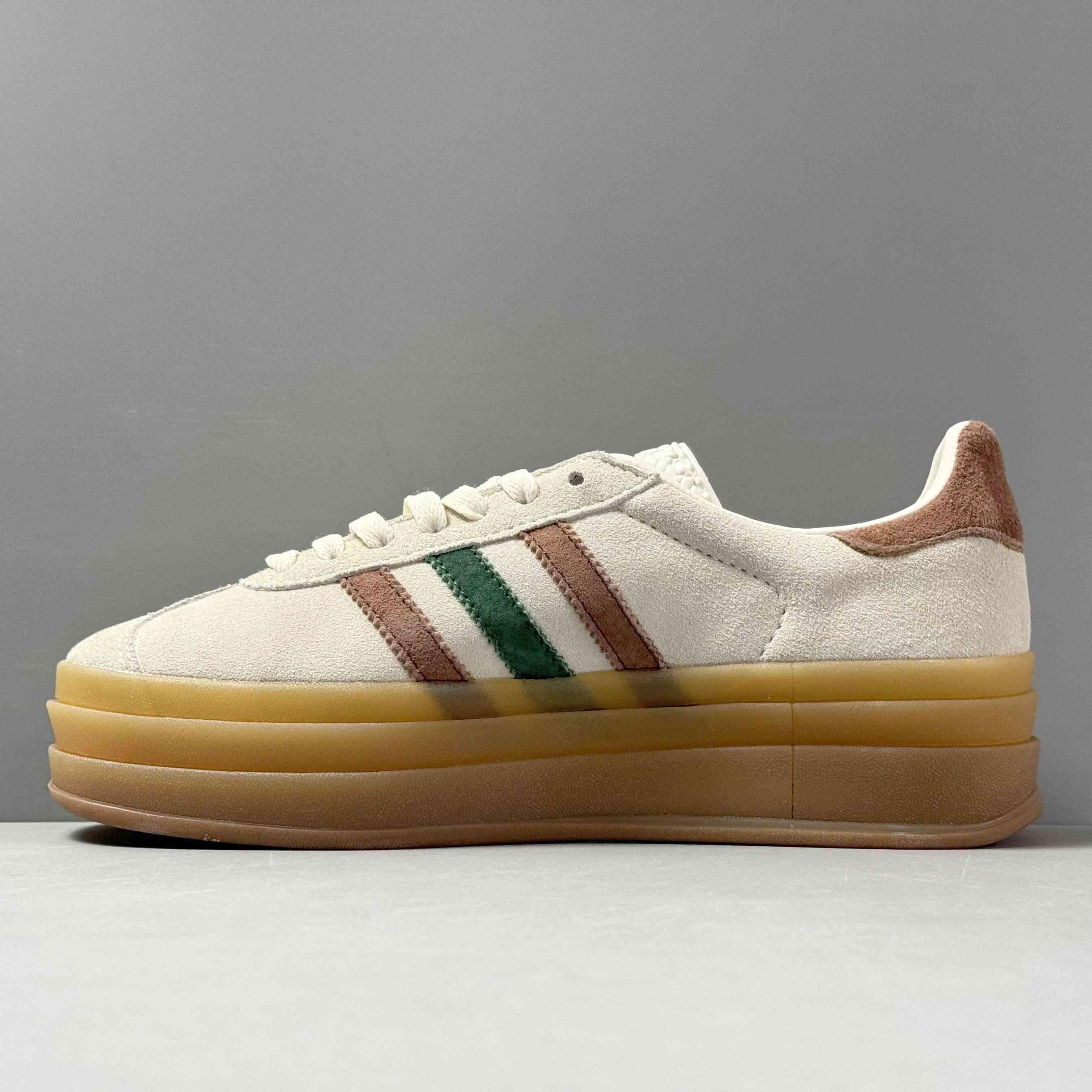 Adidas Originals Gazelle Bold 'Maple Leaf' - Banlieue91