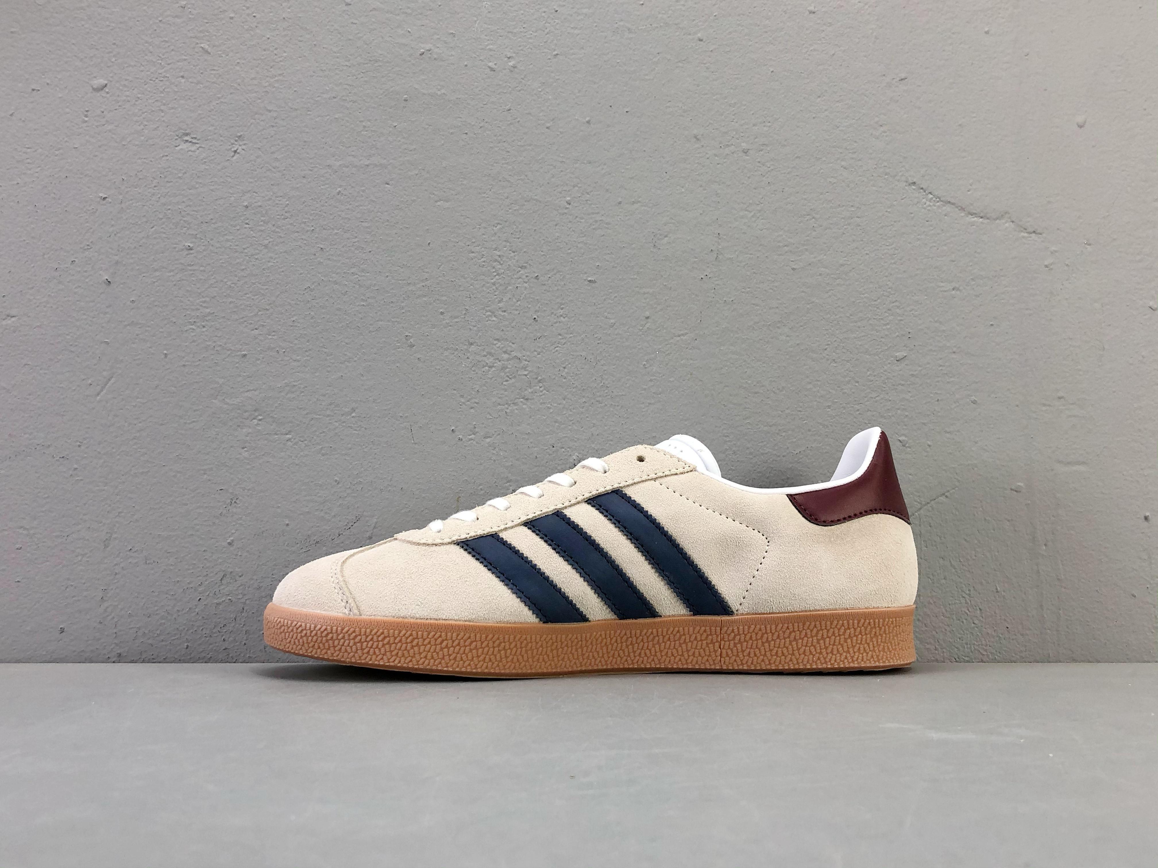 Adidas Originals Gazelle Indoor 'Beige Dark Blue Collegiate Burgundy' - Banlieue91