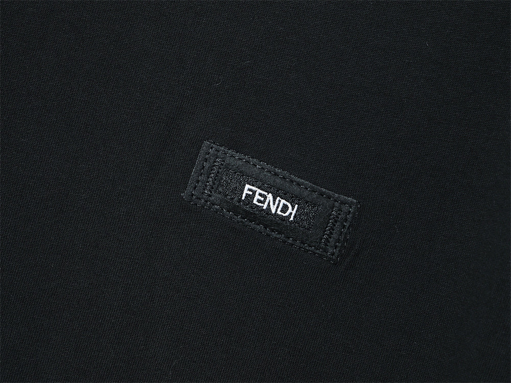 Fendi T-Shirt without Collar 'Black' - Banlieue91