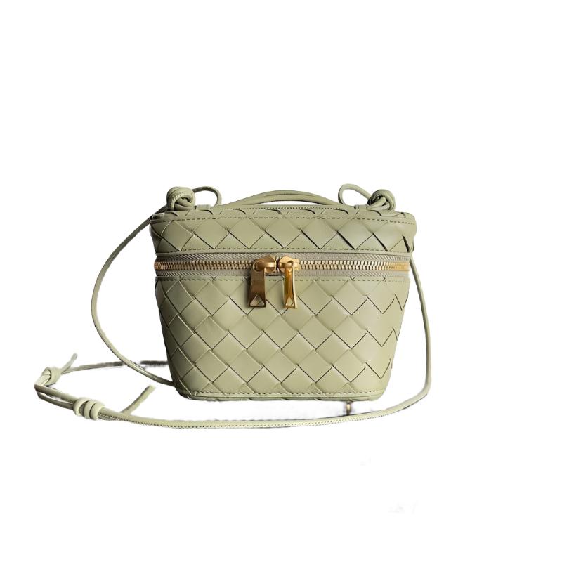 Bottega Veneta Small Vanity Case On Strap