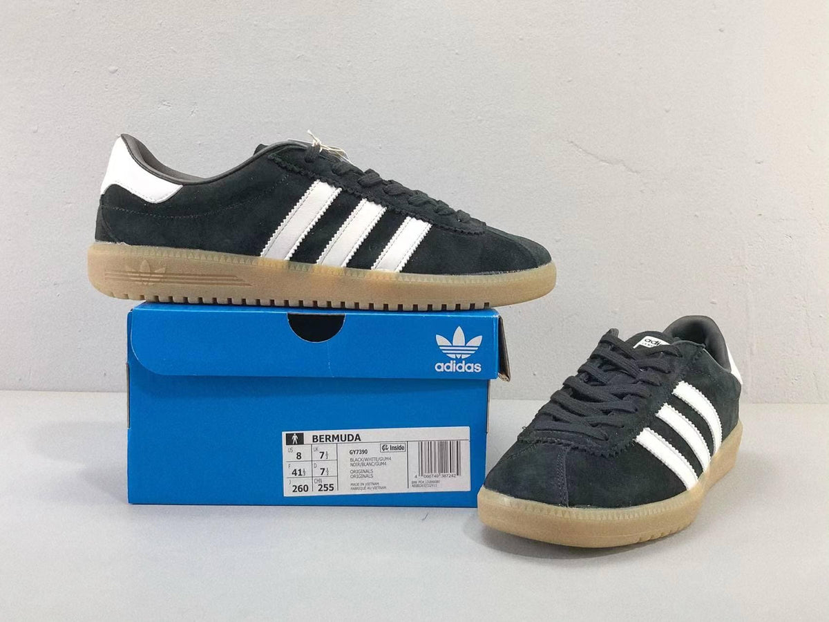 Adidas Originals Bermuda 'Carbon Off White' | Banlieue91
