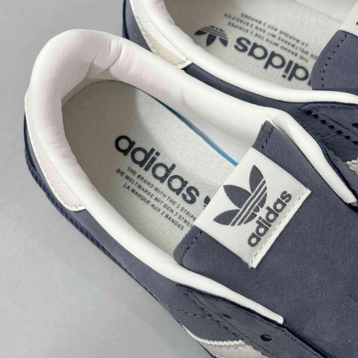 Adidas Originals Bermuda 'Preloved Ink' | Banlieue91