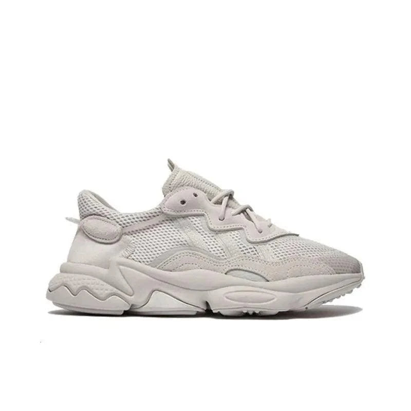 Adidas Originals Ozweego 'Chalk Pearl' | Banlieue91