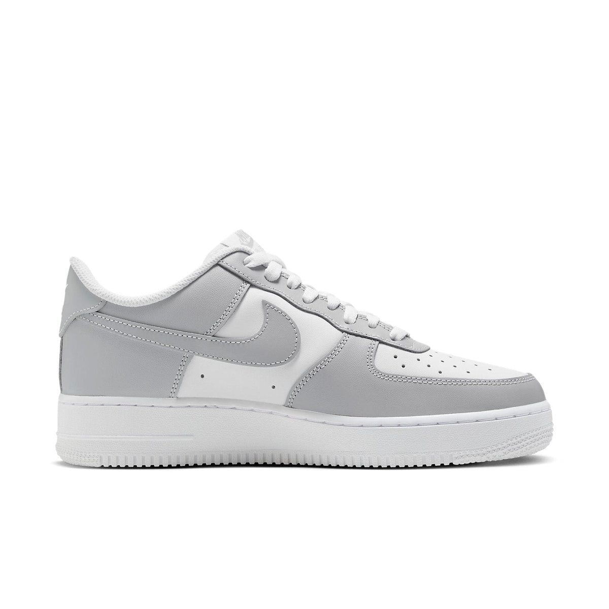 Air Force 1 07 'Light Smoke Grey White' | Banlieue91