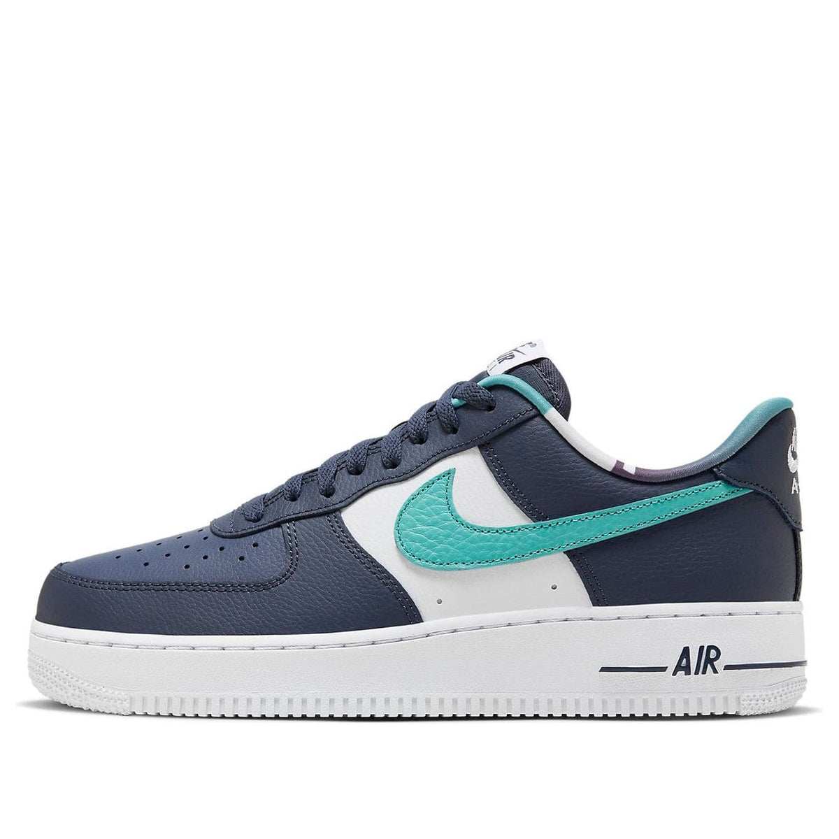 Air Force 1 '07 LV8 EMB 'Thunder Blue Washed Teal' | Banlieue91