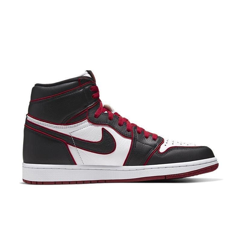 Air Jordan 1 High 'Bloodline' | Banlieue91
