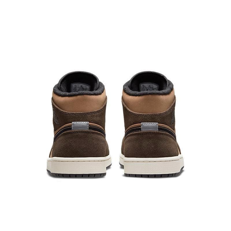 Air Jordan 1 Mid SE 'Dark Chocolate' | Banlieue91