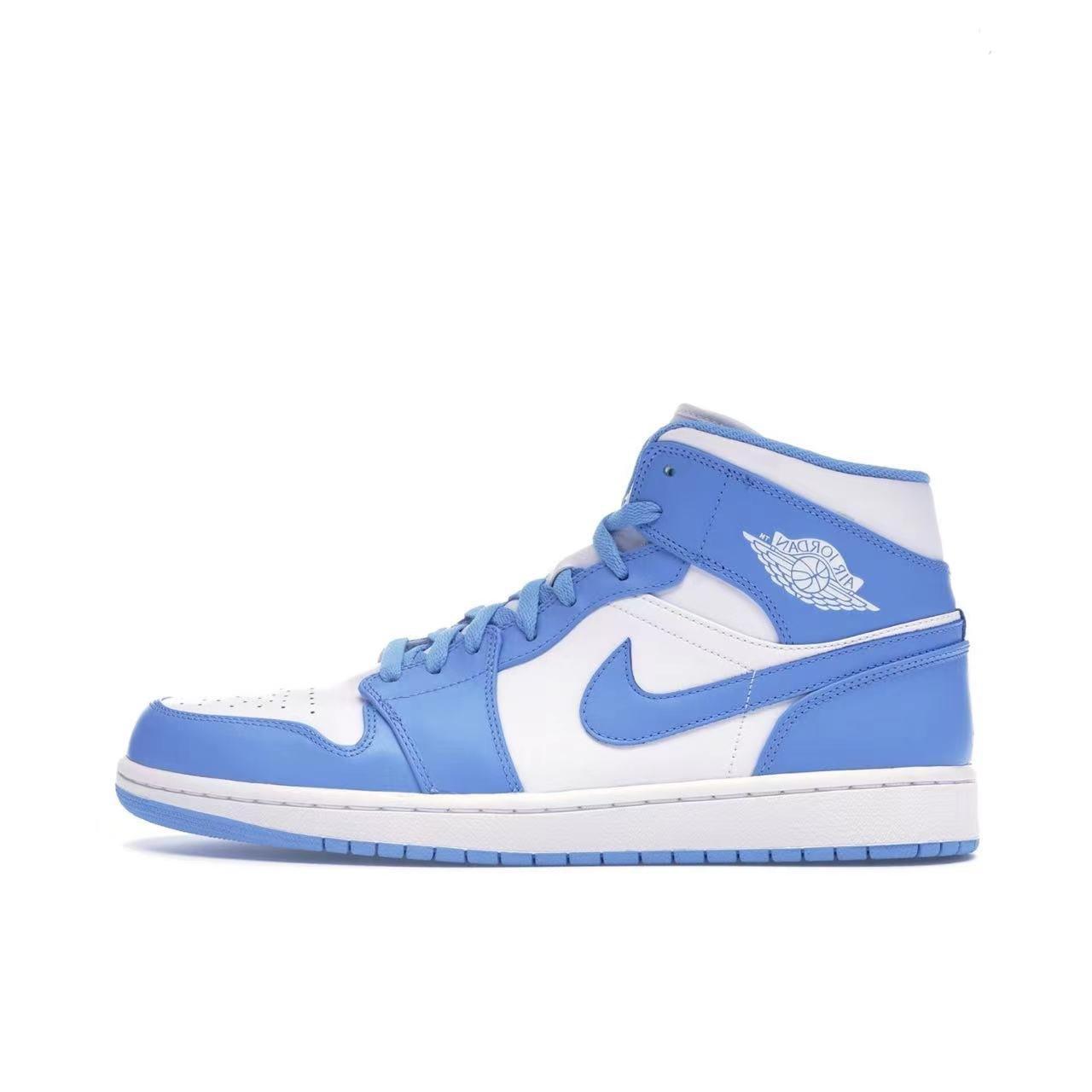 Air Jordan 1 Mid 'UNC' - Banlieue91