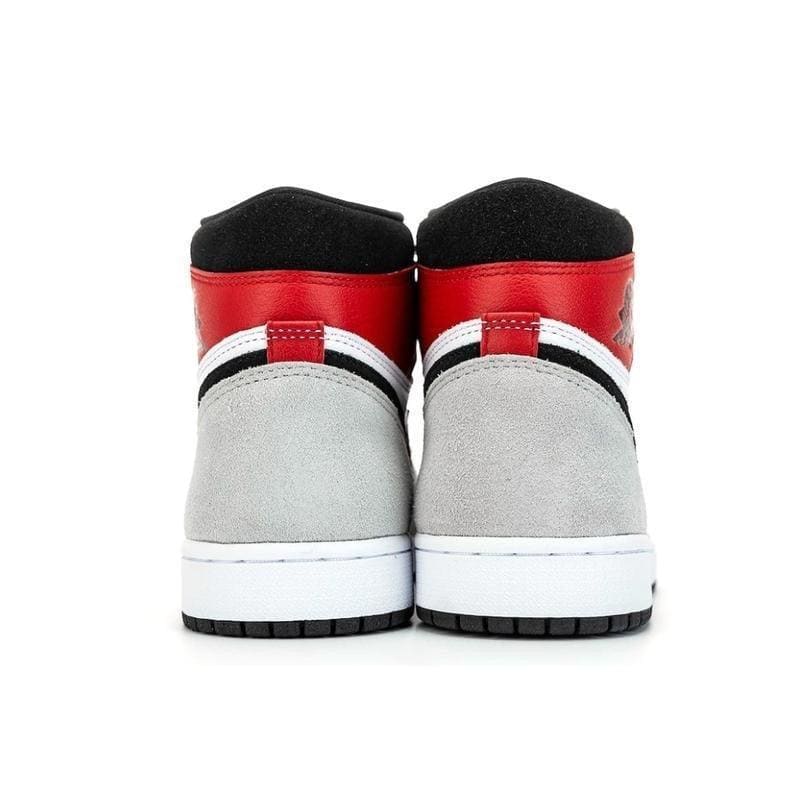 Air Jordan 1 Retro High 'Light Smoke Grey' | Banlieue91