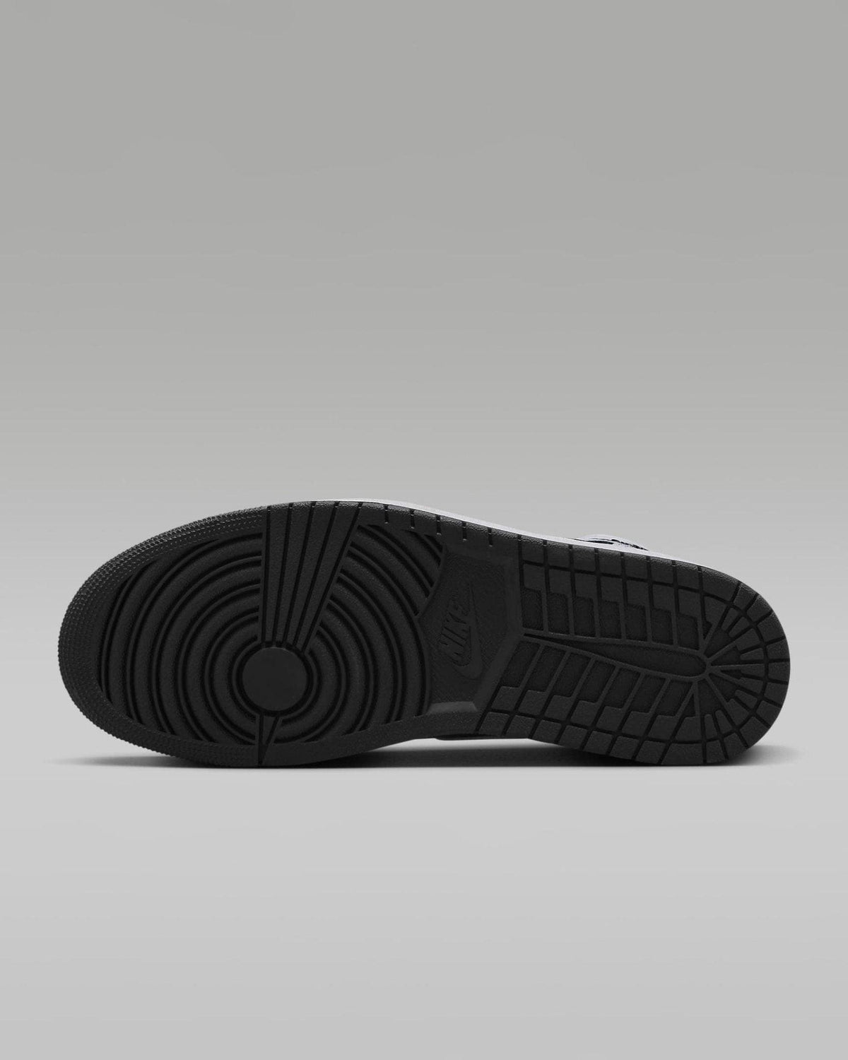 Air Jordan 1 Retro High OG "Black & White" | Banlieue91
