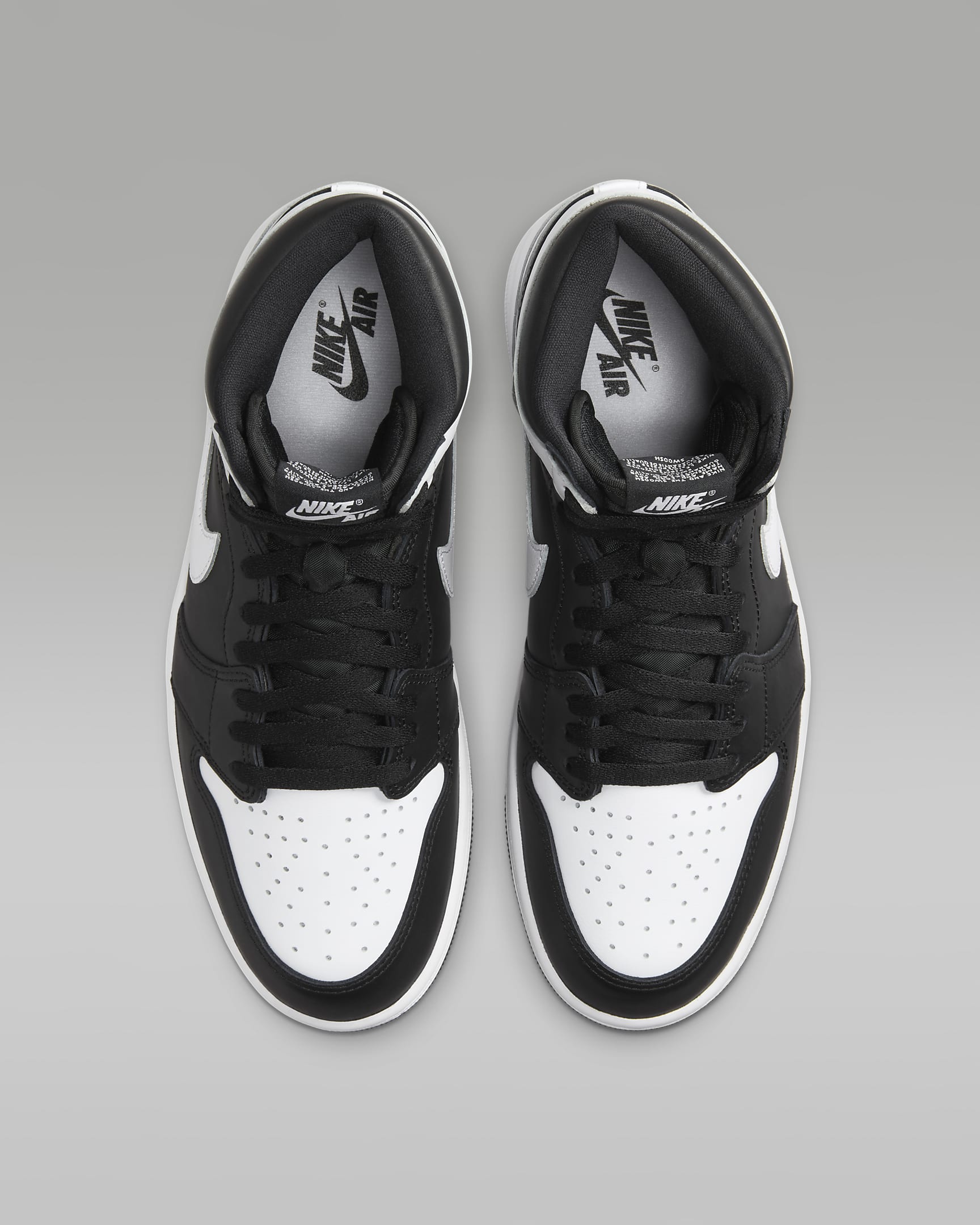 Air Jordan 1 Retro High OG "Black & White"