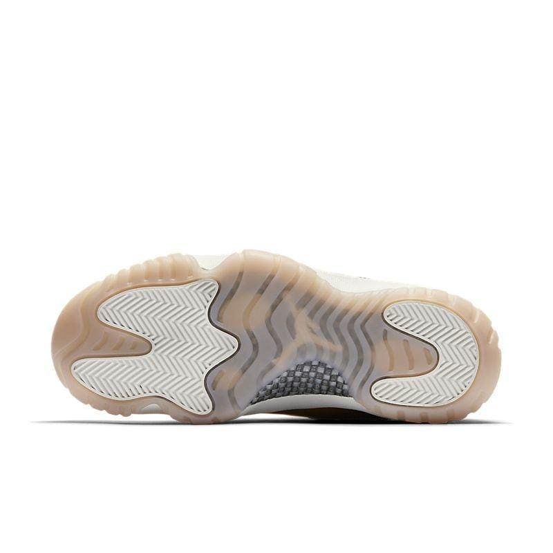 Air Jordan 11 Retro Low 'Rose Gold' | Banlieue91