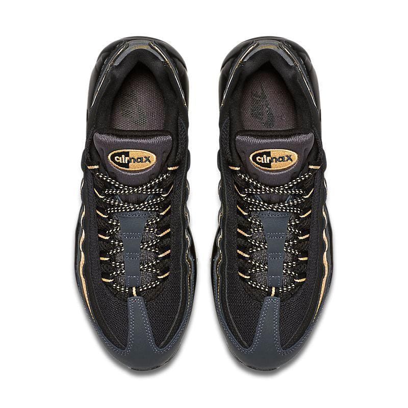 Air Max 95 'Black Metallic Gold' | Banlieue91