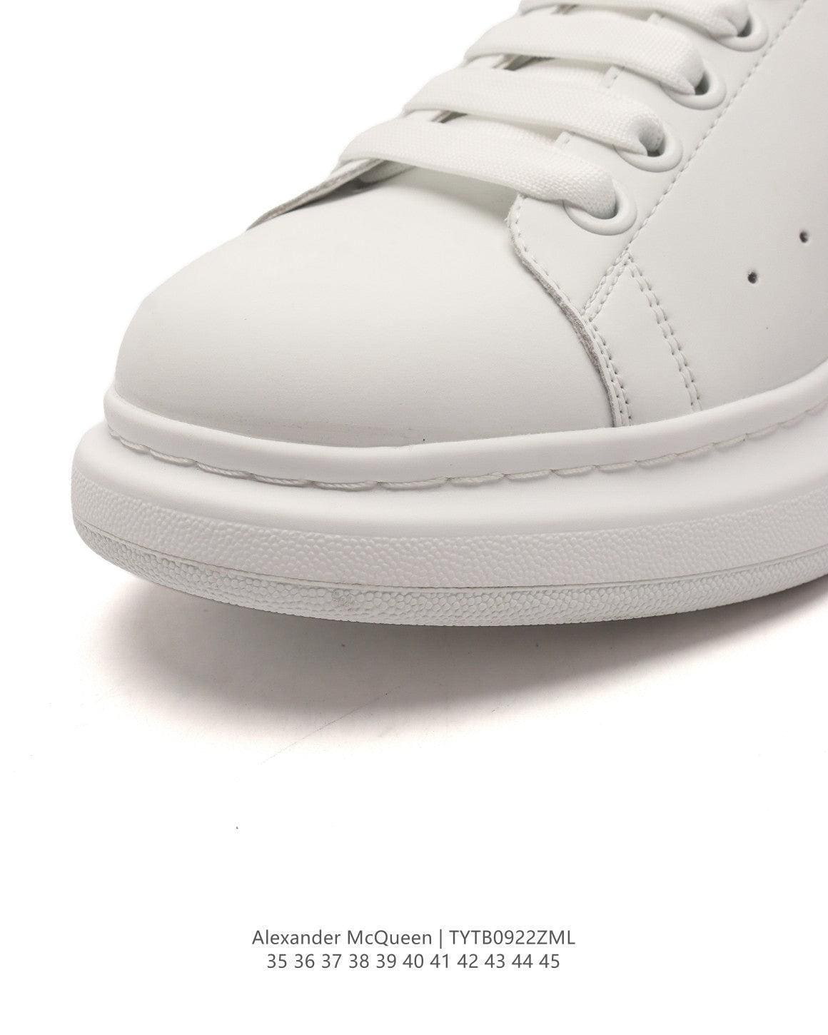 Alexander McQueen Oversized Sneakers - White & Black Leather | Banlieue91
