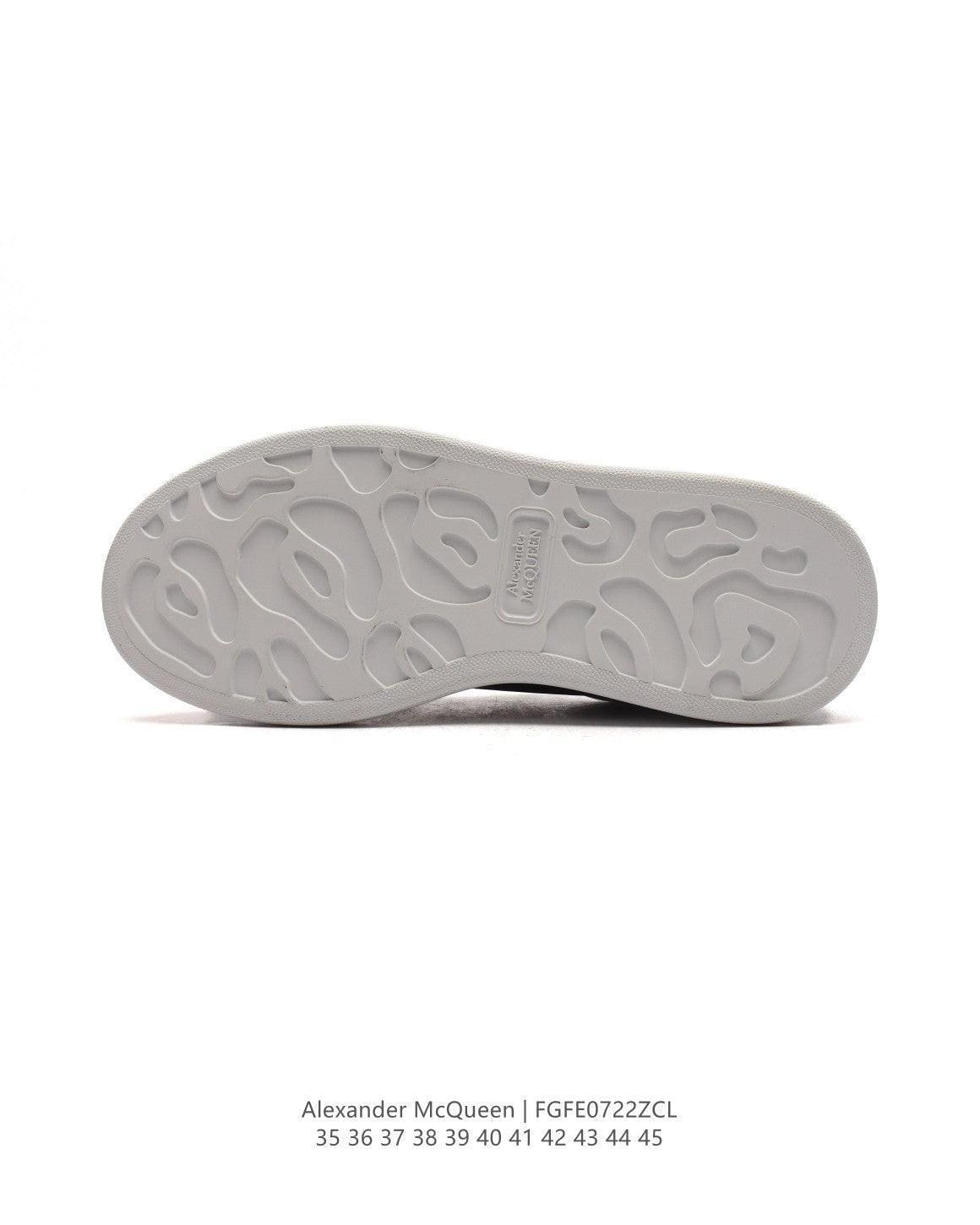 Alexander McQueen Sneakers 'Black/White' | Banlieue91
