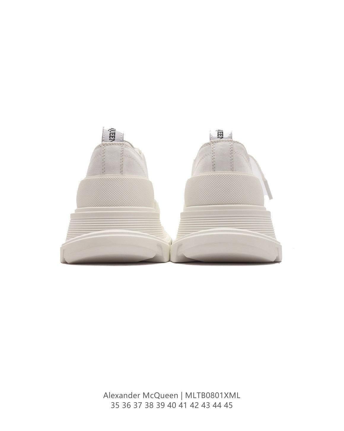 Alexander McQueen Women Tread Slick lace-up Sneakers | Banlieue91