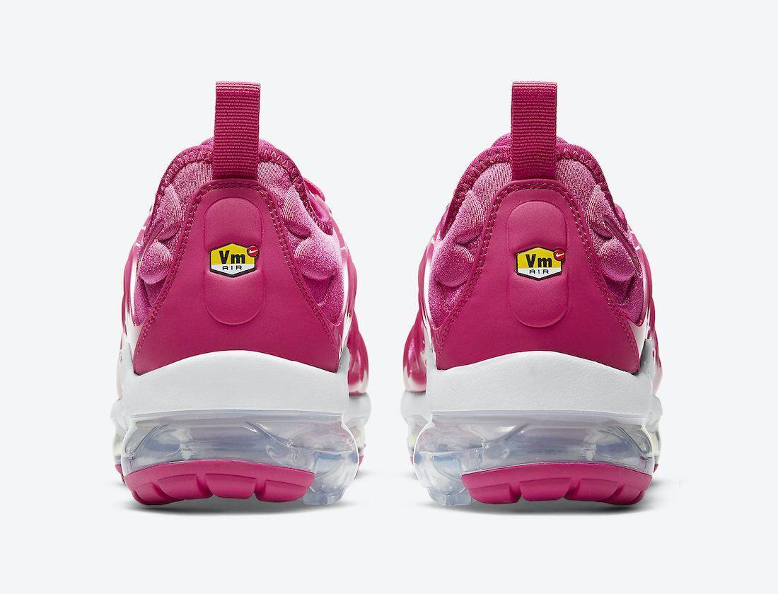 Nike Air VaporMax Plus 'Fireberry' - Banlieue91