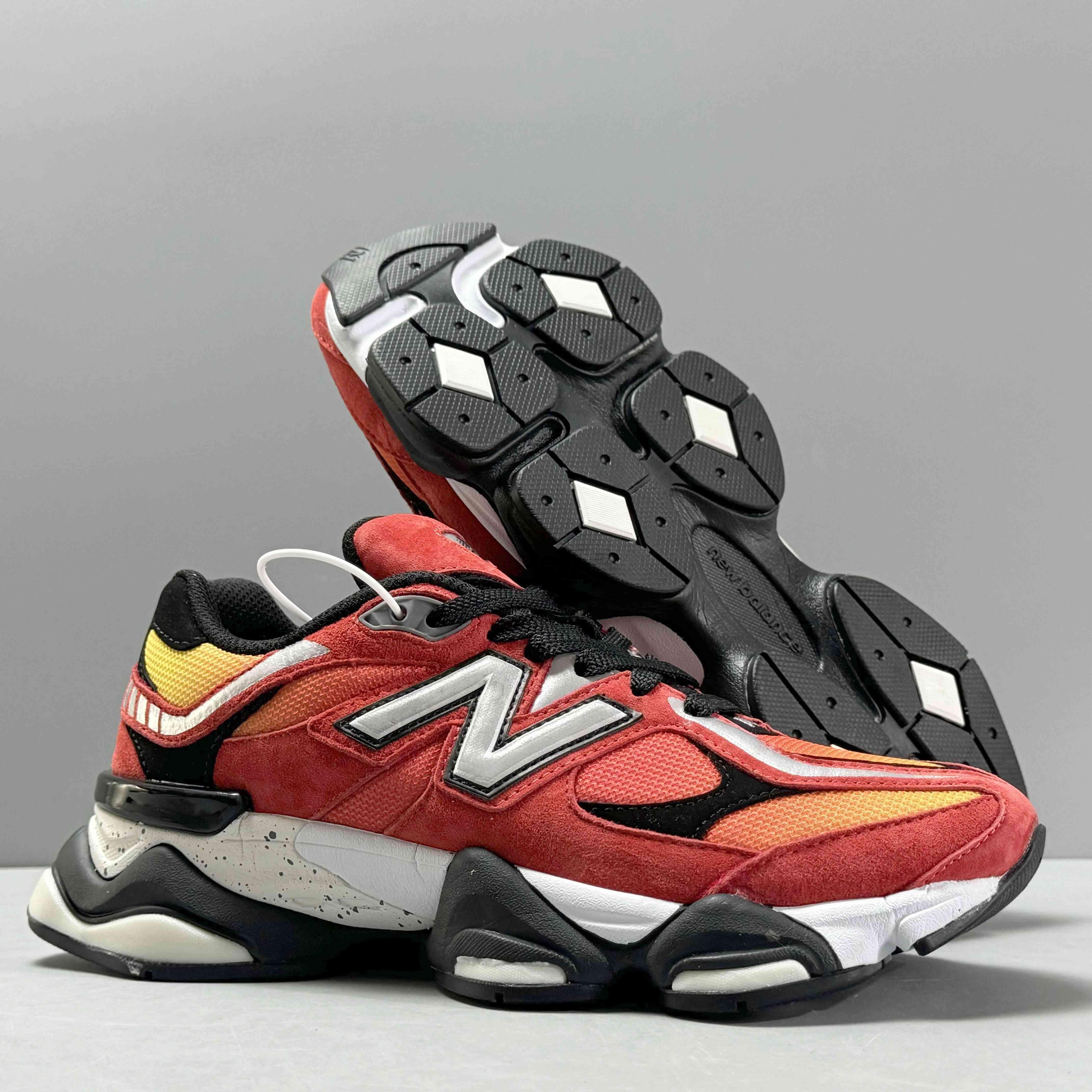 New Balance 9060 'DTLR Fire Sign' - Banlieue91