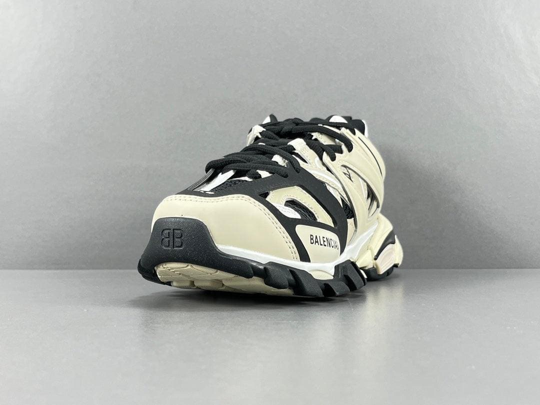 BALENCIAGA TRACK SNEAKERS | Banlieue91