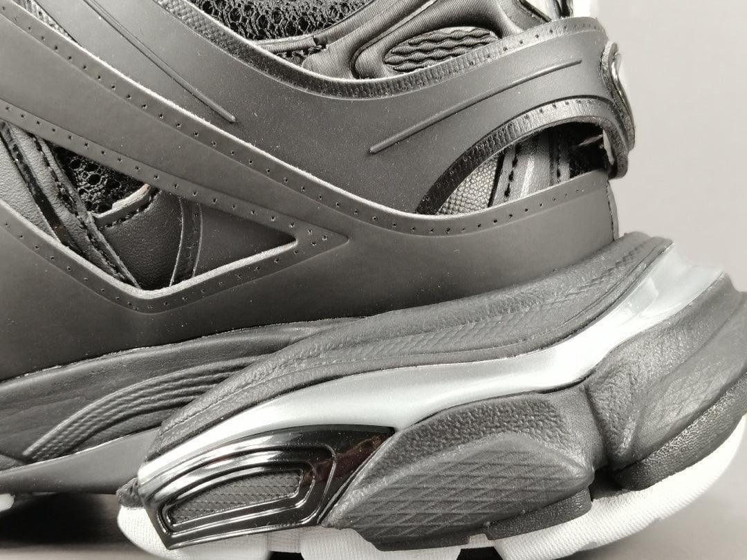 BALENCIAGA TRACK SNEAKERS | Banlieue91