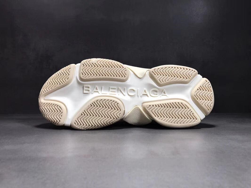 BALENCIAGA TRIPLE S SNEAKER | Banlieue91
