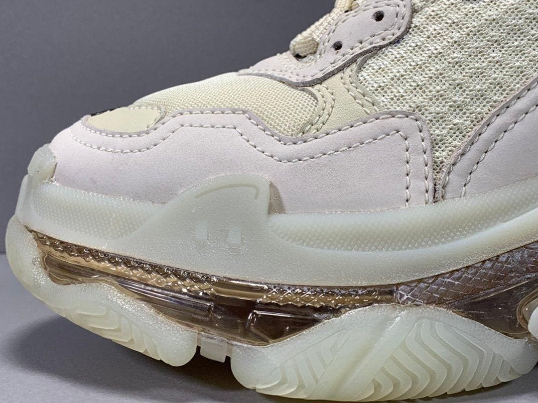 BALENCIAGA TRIPLE S SNEAKER | Banlieue91