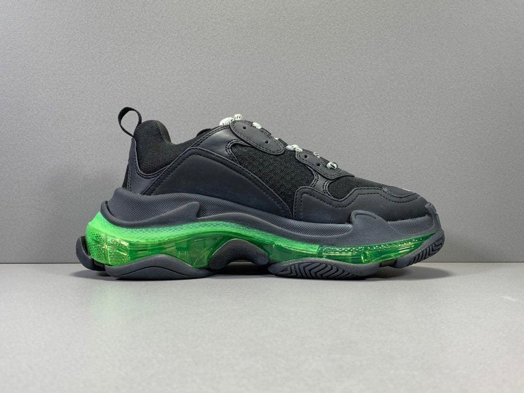 BALENCIAGA TRIPLE S SNEAKER | Banlieue91