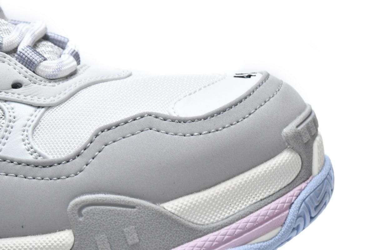 Balenciaga Triple Sneakers Makaron | Banlieue91