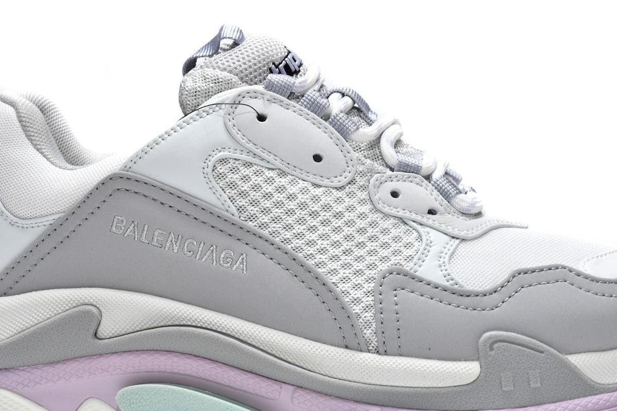 Balenciaga Triple Sneakers Makaron | Banlieue91