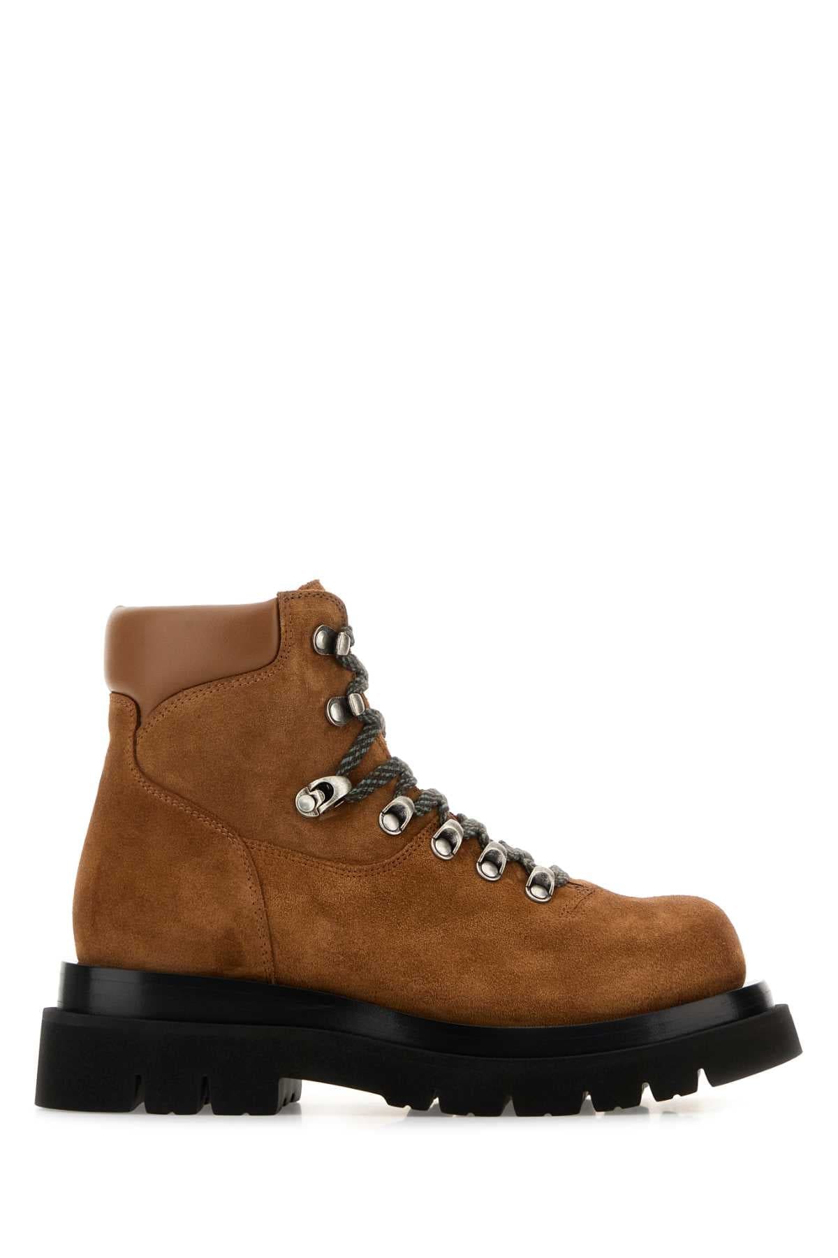 BOTTEGA VENETA Suede Lug Ankle Boots | Banlieue91