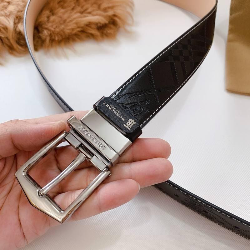 Burberry Leather Vintage Belt 'Black' | Banlieue91
