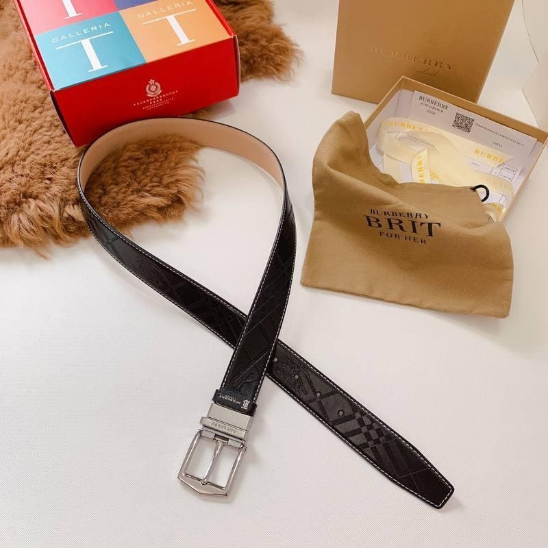 Burberry Leather Vintage Belt 'Black' | Banlieue91