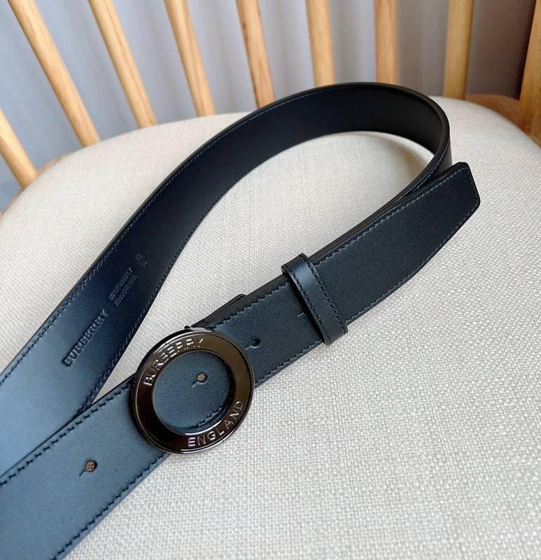 Burberry Leather Vintage Belt 'Black' | Banlieue91
