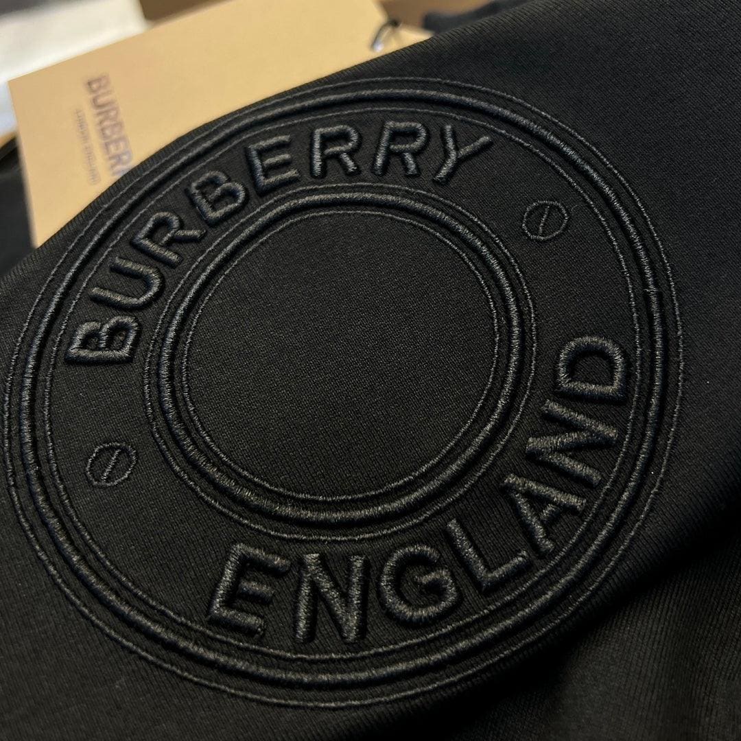 Burberry T-Shirt Without Collar 'Black' | Banlieue91