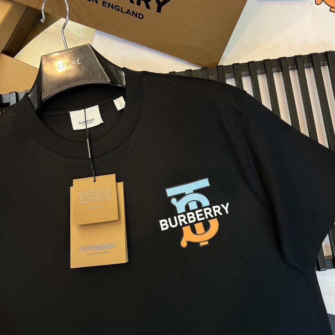 Burberry T-Shirt Without Collar 'Black' | Banlieue91