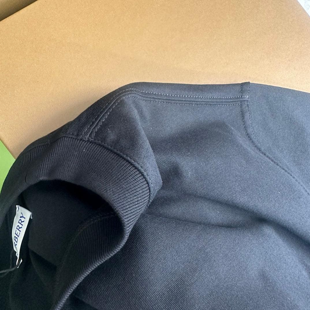 Burberry T-Shirt Without Collar 'Black' | Banlieue91