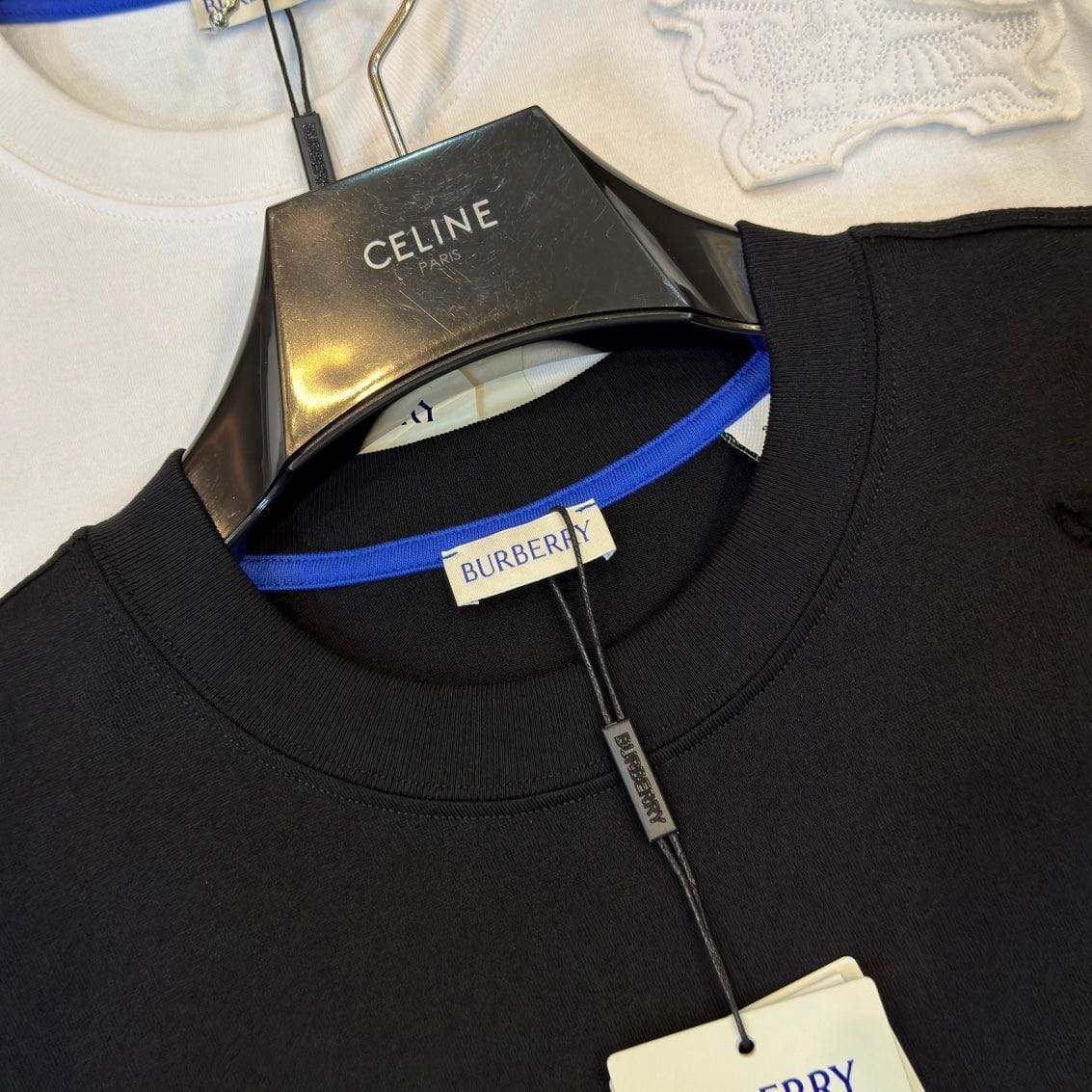 Burberry T-Shirt Without Collar 'Black' | Banlieue91