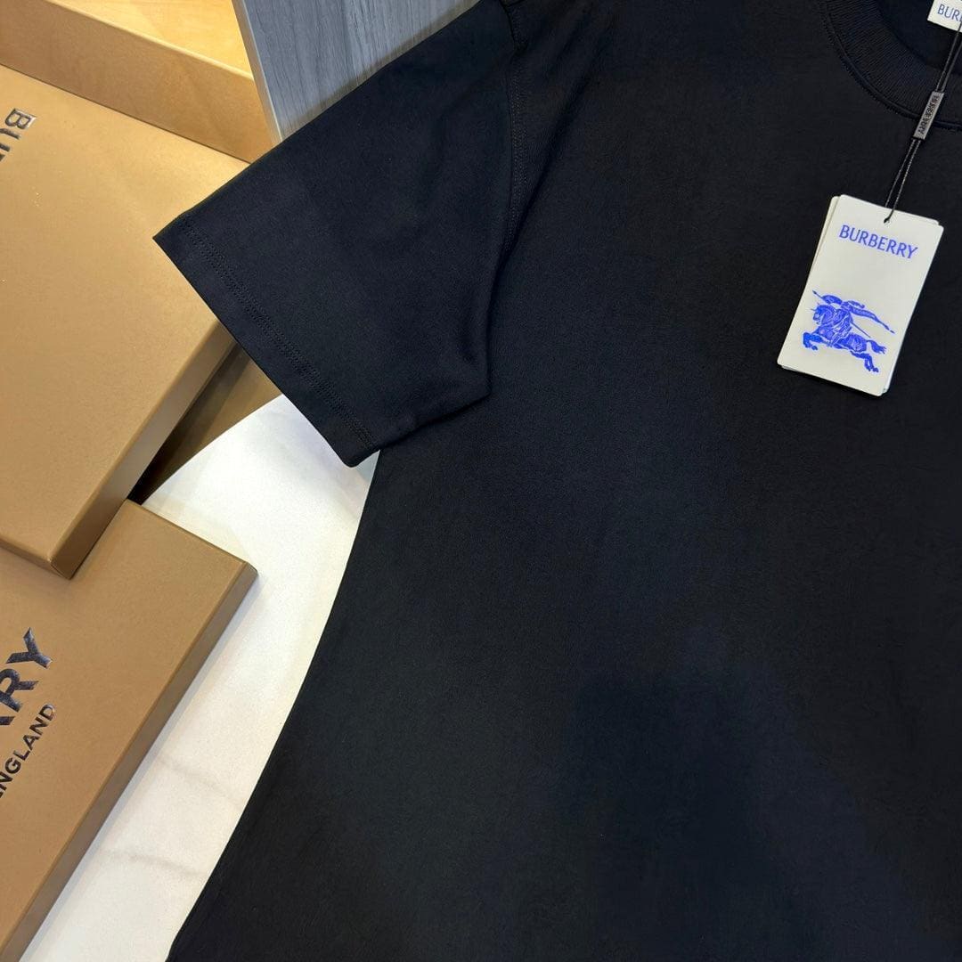 Burberry T-Shirt Without Collar 'Black' | Banlieue91