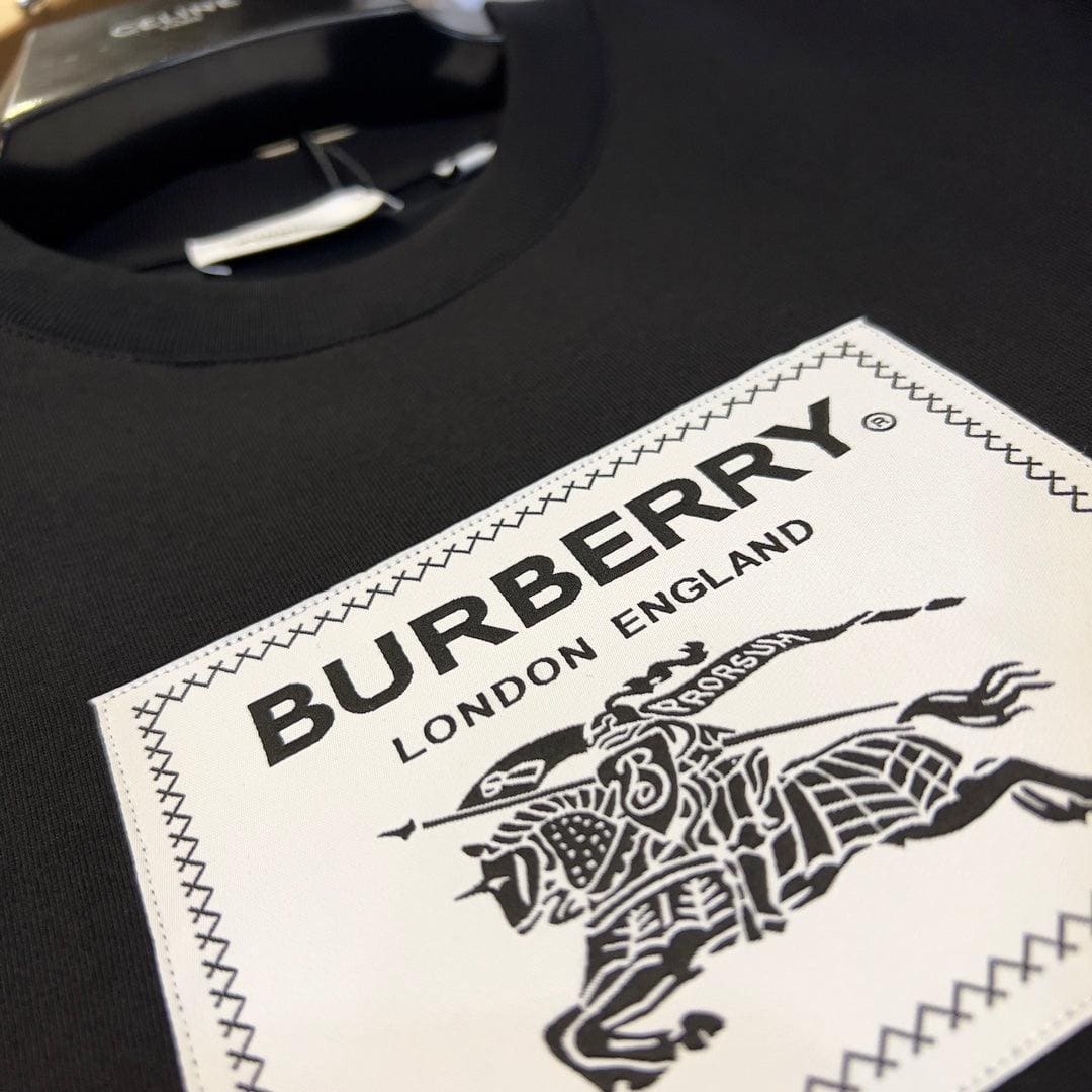 Burberry T-Shirt Without Collar 'Black' | Banlieue91