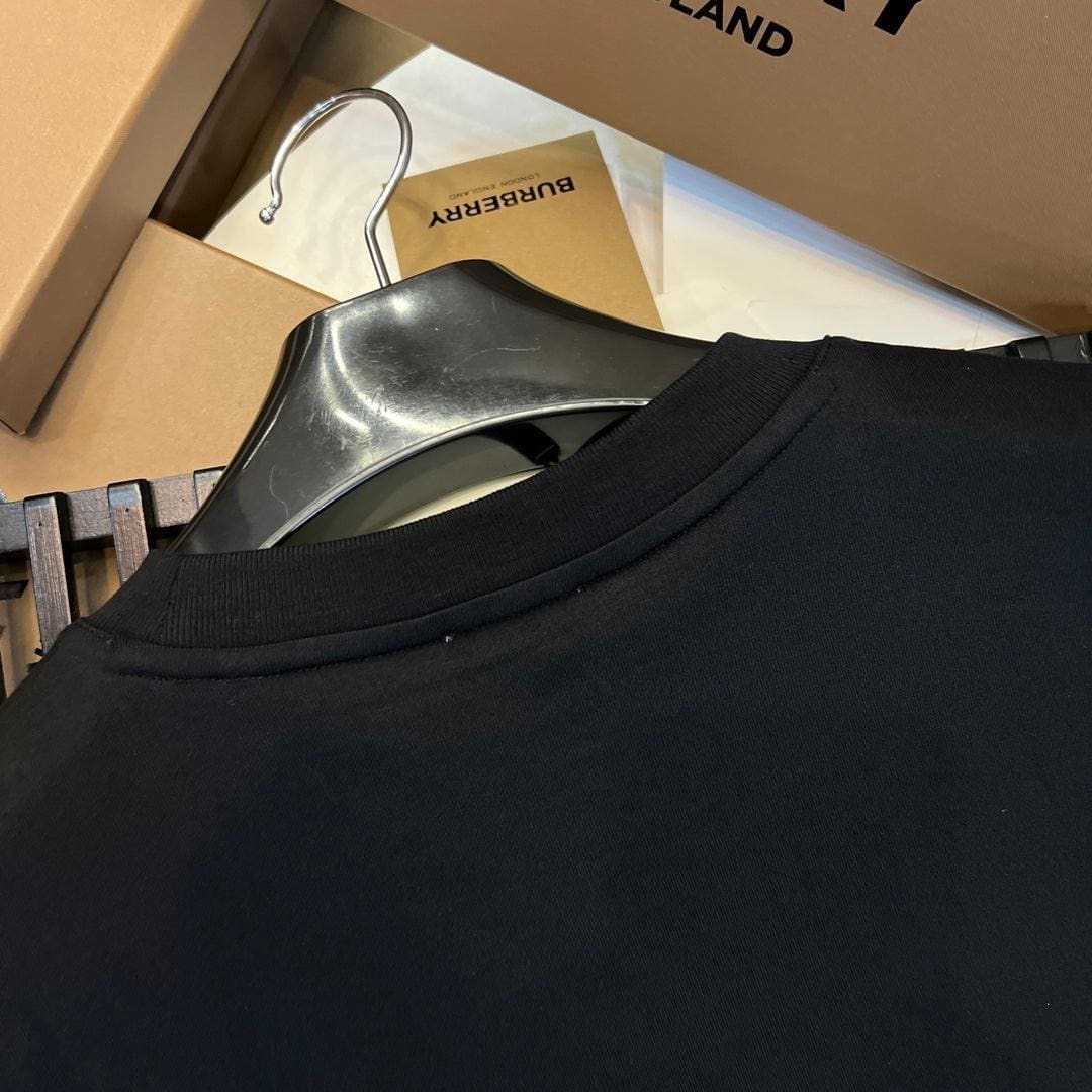 Burberry T-Shirt Without Collar 'Black' | Banlieue91
