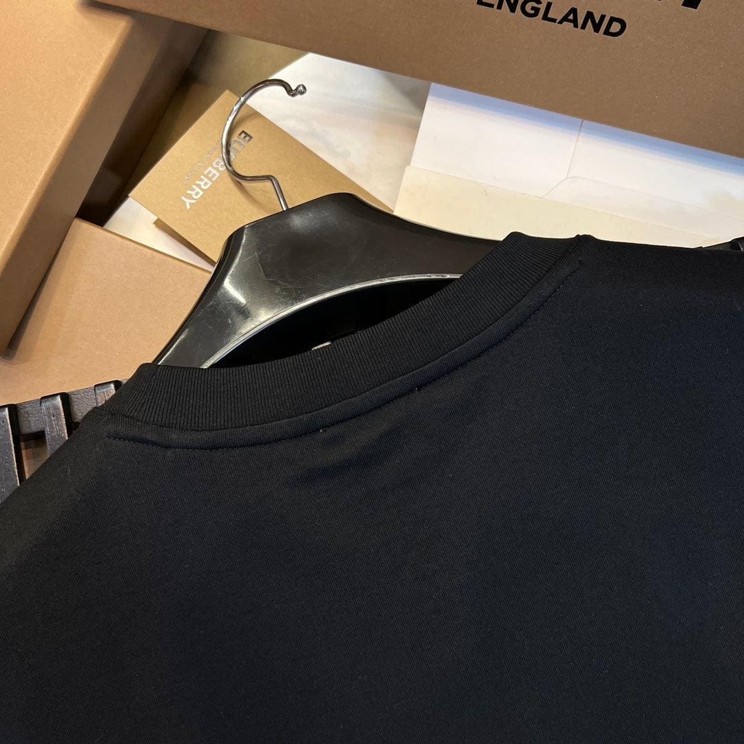Burberry T-Shirt Without Collar 'Black & White' | Banlieue91