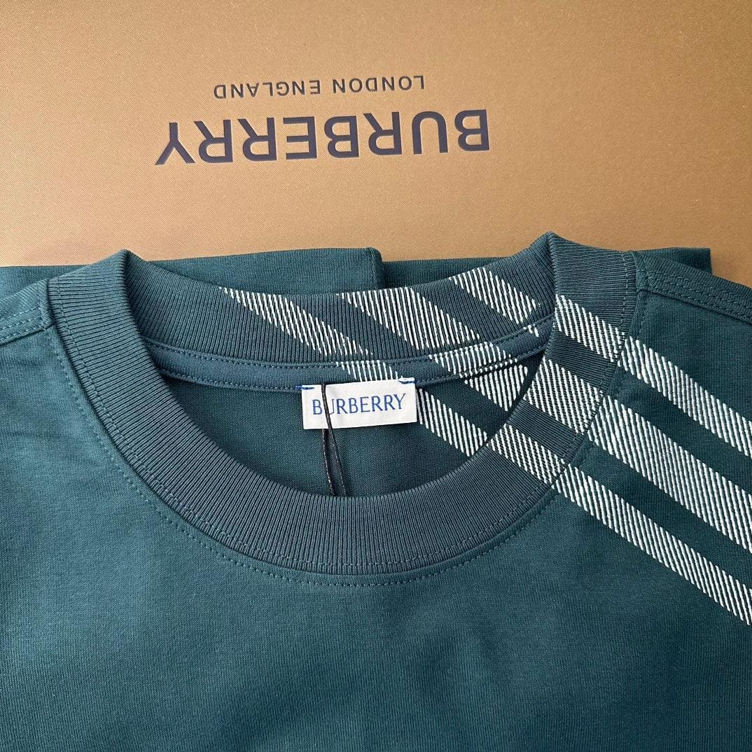 Burberry T-Shirt Without Collar Green | Luxury Cotton Tee | Banlieue91