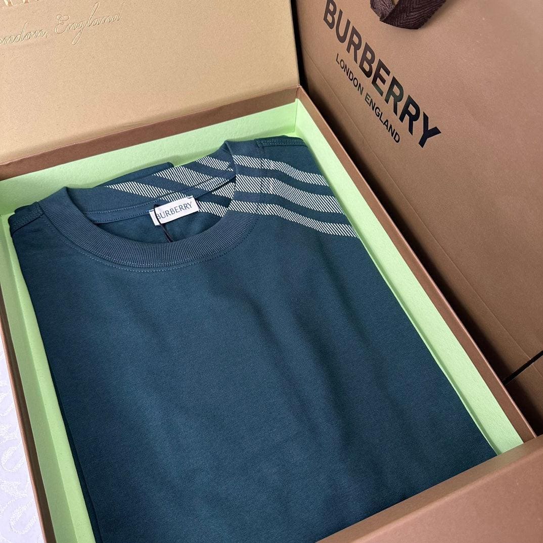 Burberry T-Shirt Without Collar Green | Luxury Cotton Tee | Banlieue91
