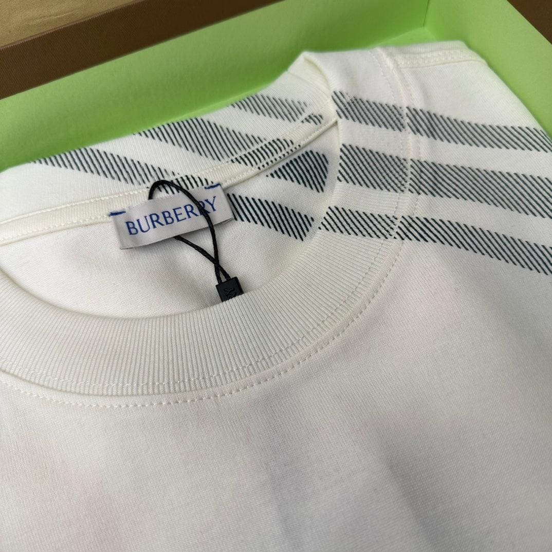 Burberry T-Shirt Without Collar 'White' | Banlieue91