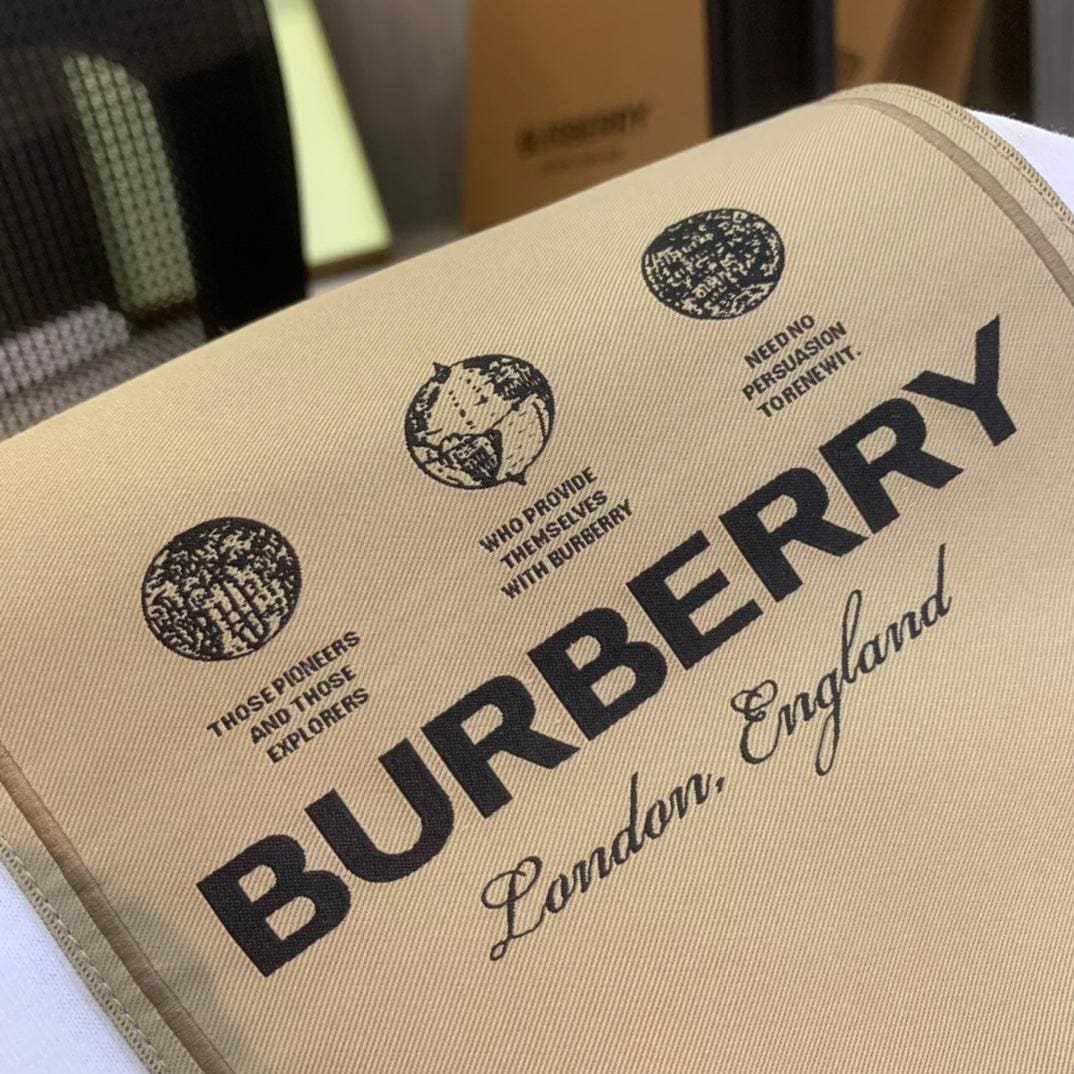 Burberry White T-Shirt Without Collar | Banlieue91