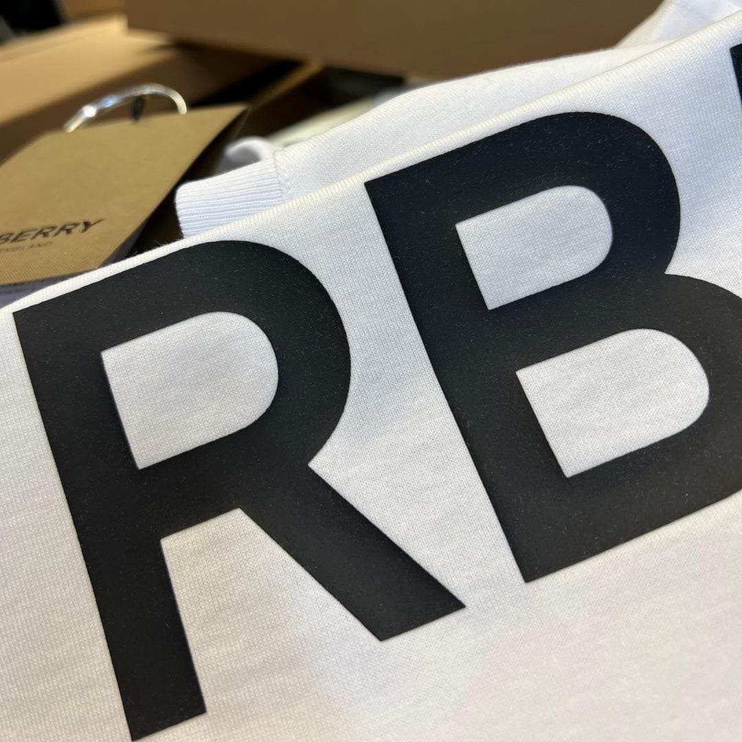 Burberry White T-Shirt Without Collar | Banlieue91