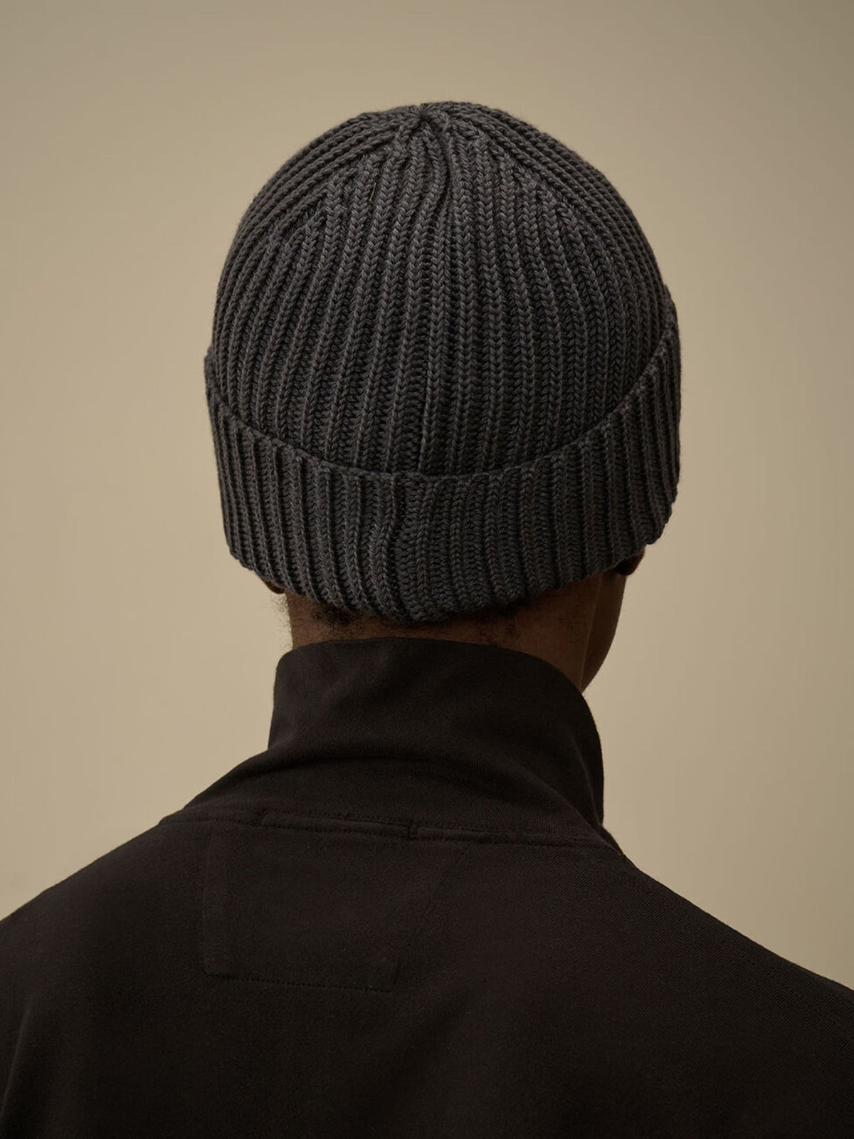 C.P.COMPANY Extrafine Merino Wool Goggle Beanie - FW25 | Banlieue91